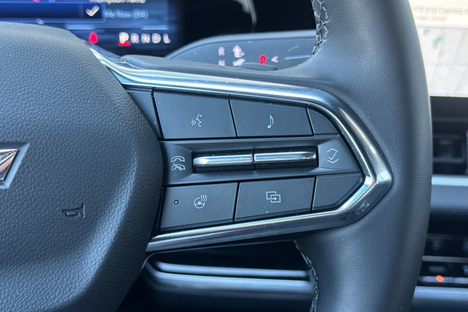 Used 2026 Chevrolet Equinox LT image 40