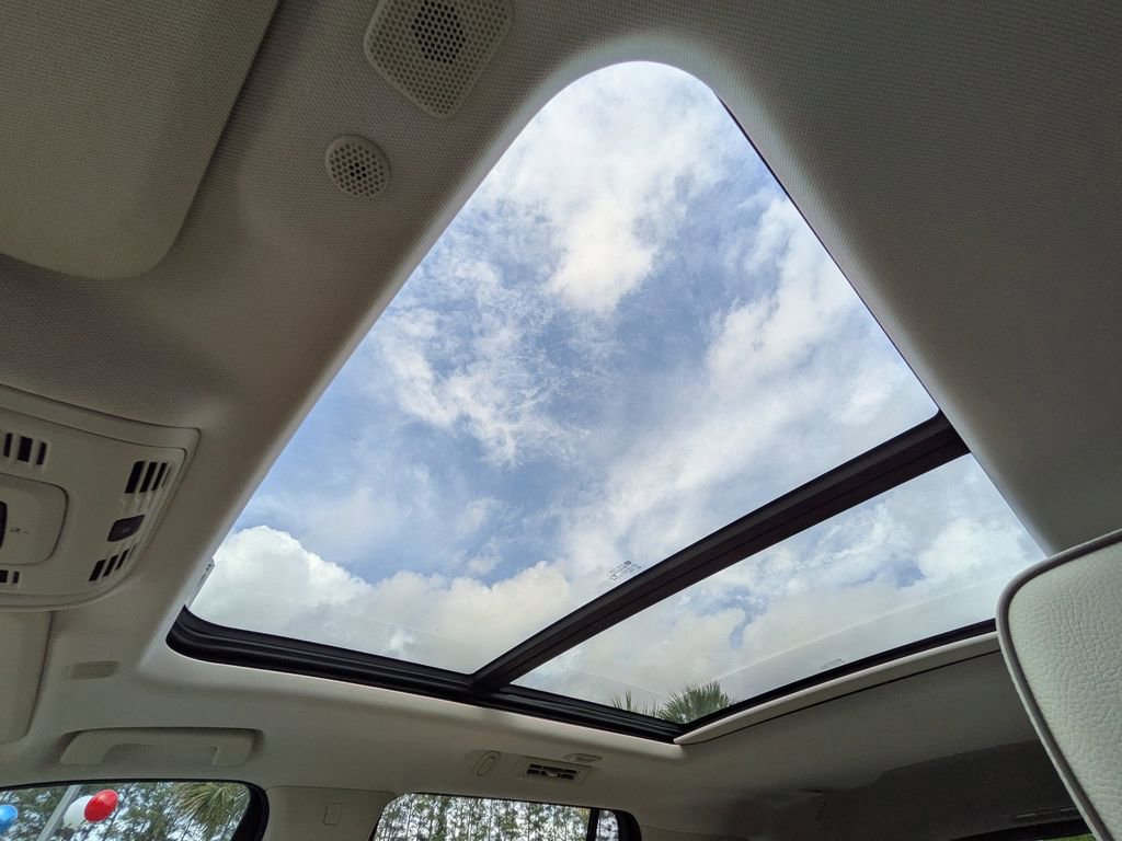 Used 2021 GMC Yukon Denali w/ Denali Ultimate Package image 22