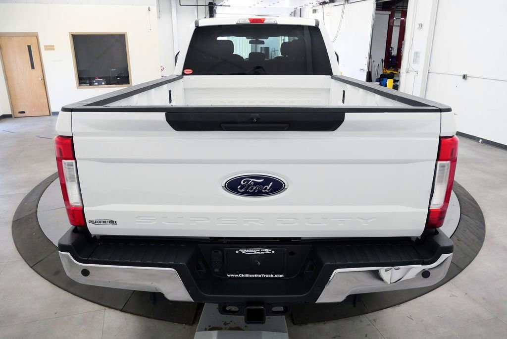 Used 2017 Ford F350 XLT w/ FX4 4x4 Off Road Package image 6