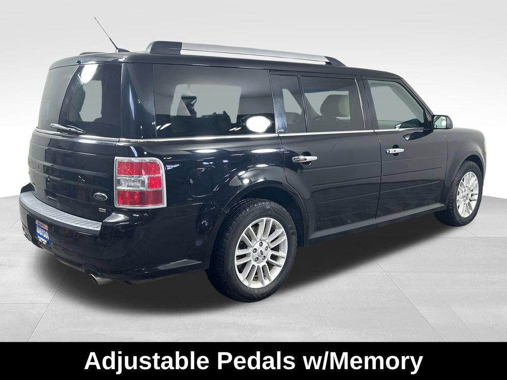 Used 2018 Ford Flex SEL w/ Equipment Group 202A AWD/4WD image 12