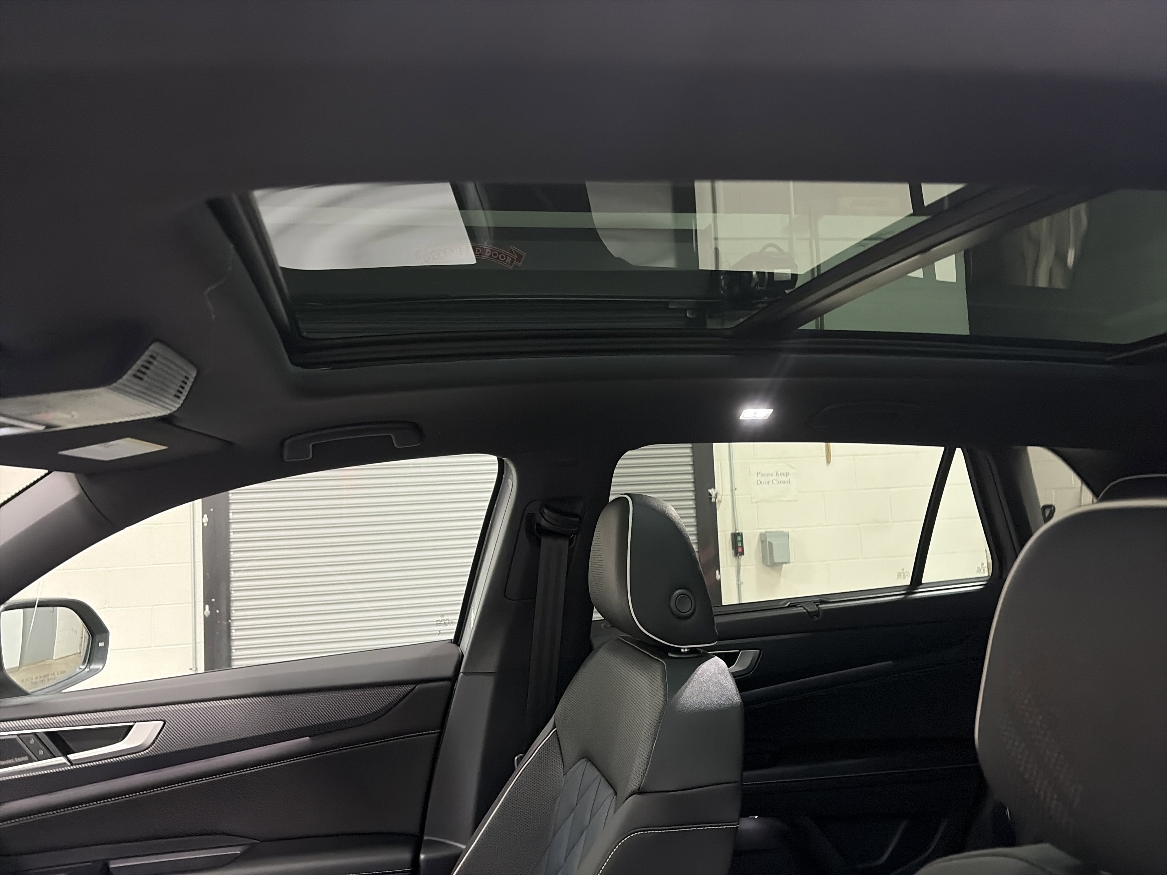 Certified 2025 Volkswagen Jetta SE image 40