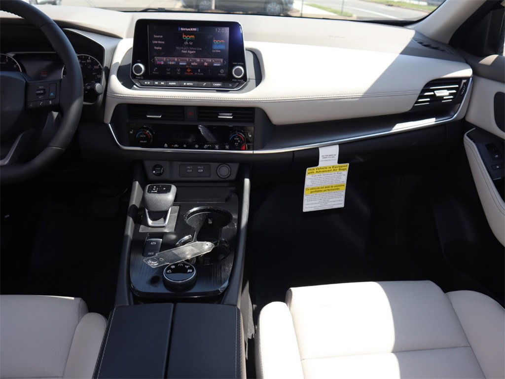 Certified 2025 Nissan Rogue SV w/ SV Premium Package image 20