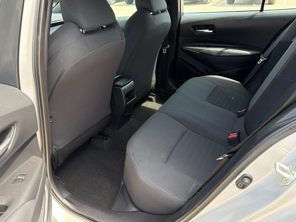 Used 2022 Toyota Corolla SE FWD image 15