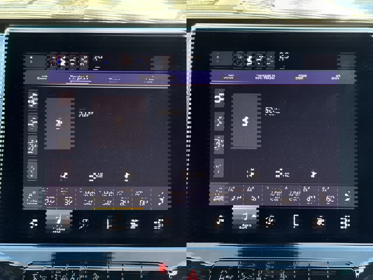 Used 2024 Jeep Compass Latitude image 16