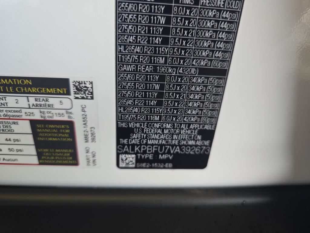 New 2027 Land Rover Range Rover Long Wheelbase SE AWD/4WD image 24