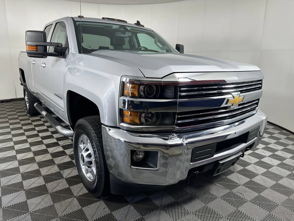 Used 2018 Chevrolet Silverado 2500 LT w/ All Star Edition AWD/4WD image 7