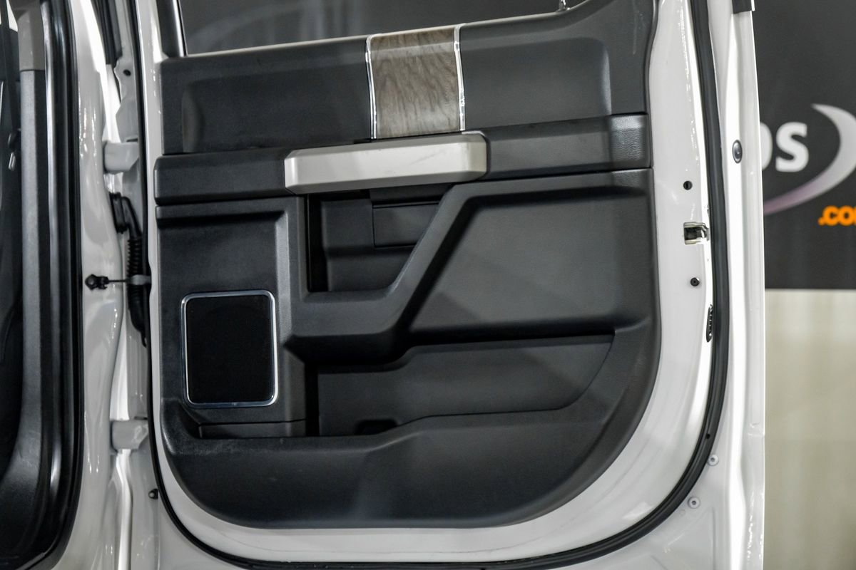 Used 2017 Ford F350 Lariat w/ Lariat Ultimate Package image 39