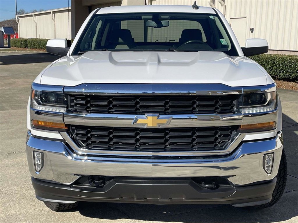Used 2018 Chevrolet Silverado 1500 LT w/ All Star Edition image 8