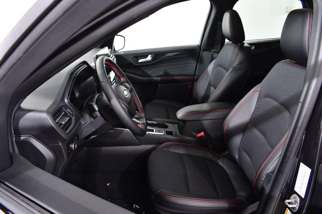 New 2026 Ford Escape ST-Line Select w/ Tech Pack #2 image 6