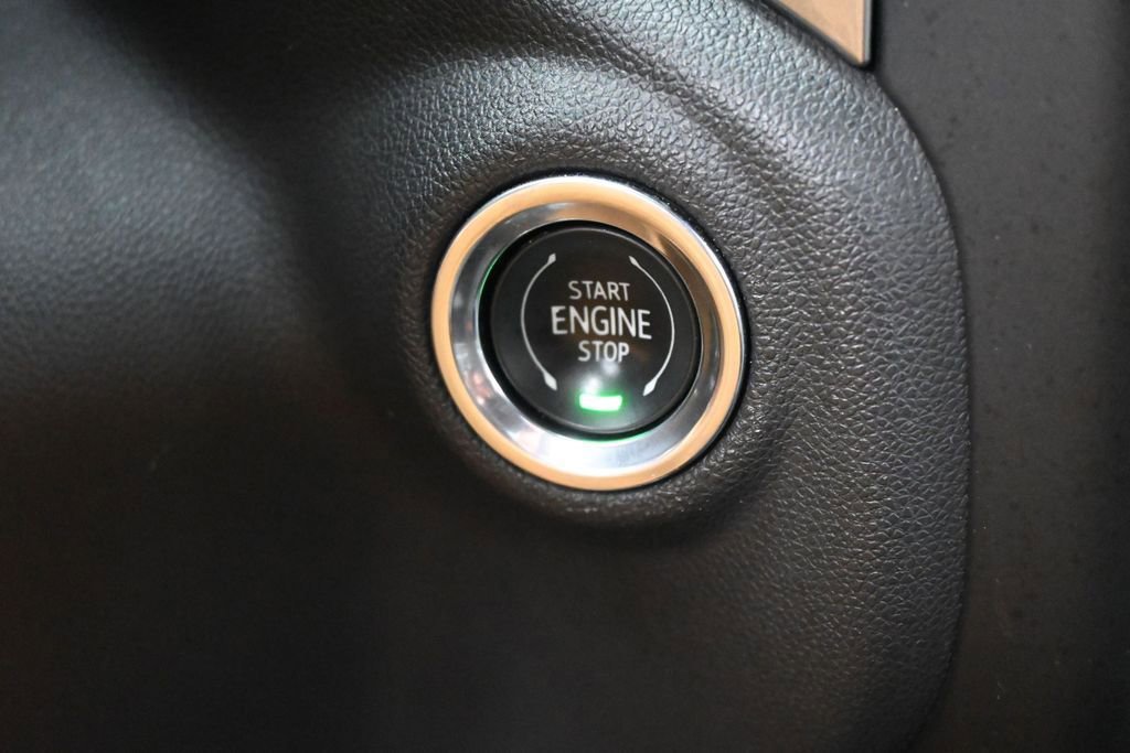Used 2021 Chevrolet Silverado 1500 RST RWD image 29