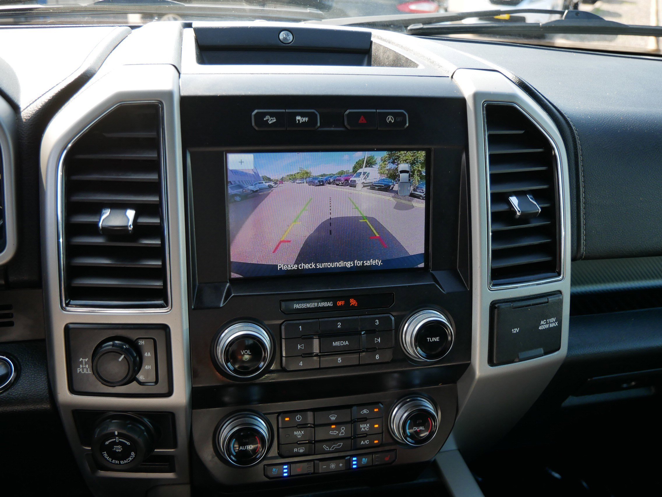 Used 2019 Ford F150 Lariat w/ Equipment Group 502A Luxury image 34