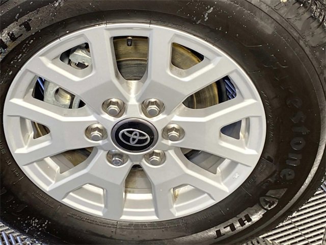 Used 2025 Toyota Tacoma SR image 29