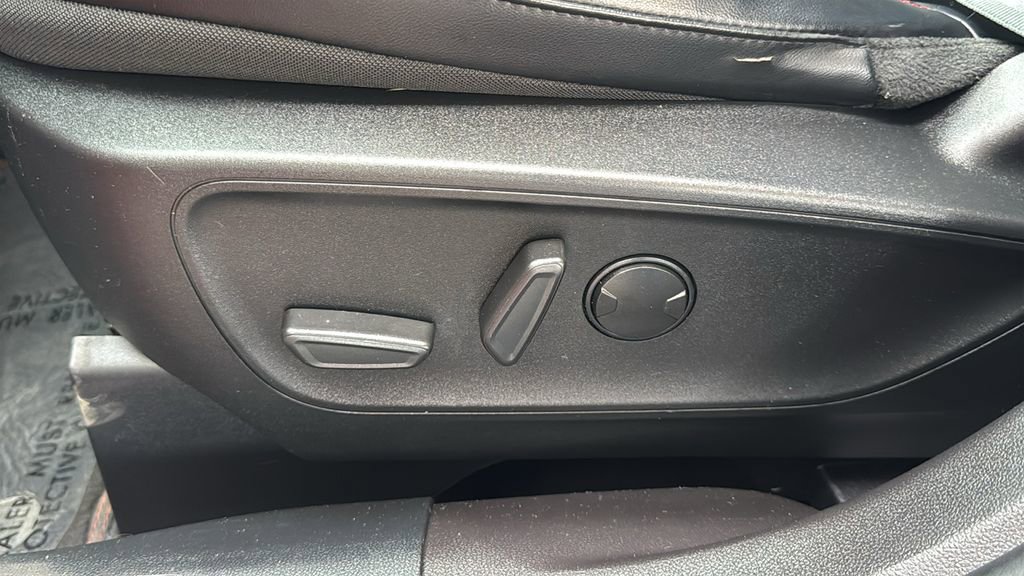 Certified 2023 Ford Escape ST-Line w/ Tech Pack #1 image 21