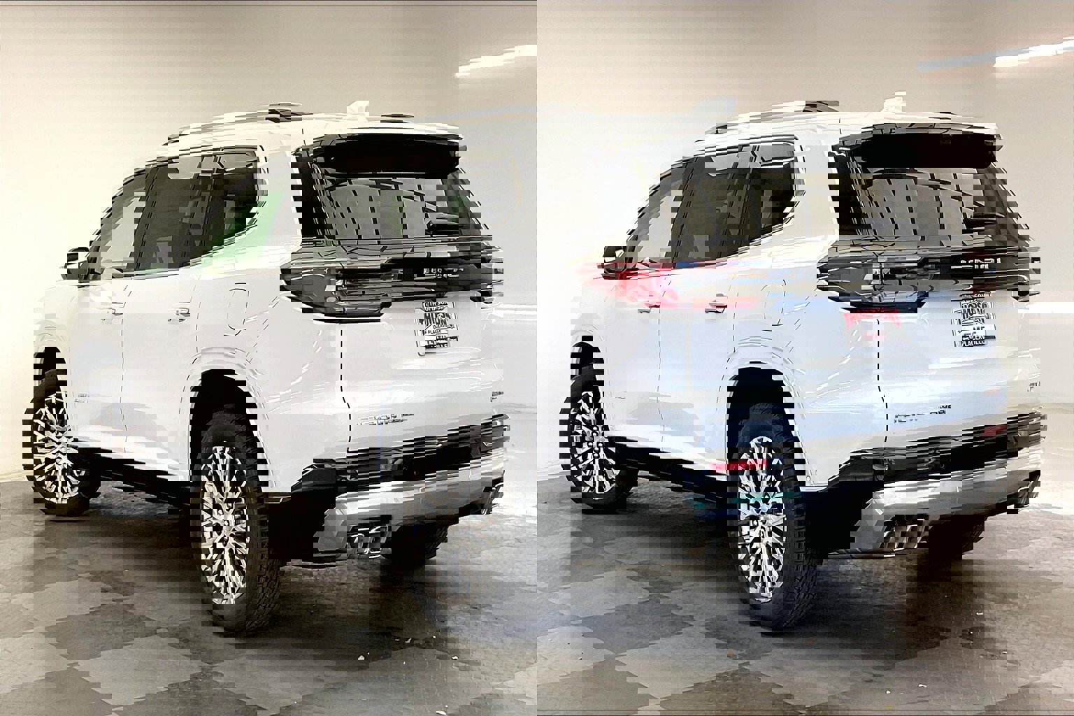 New 2026 GMC Acadia Denali w/ Super Cruise Package image 2