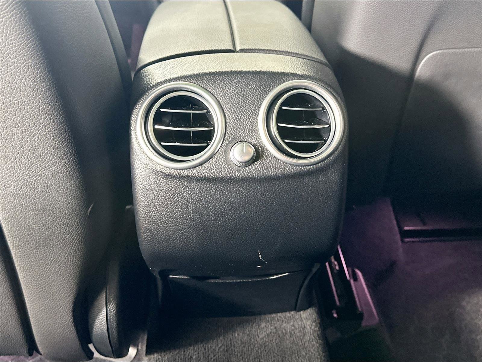 Certified 2022 Mercedes-Benz GLC 300 4MATIC image 33