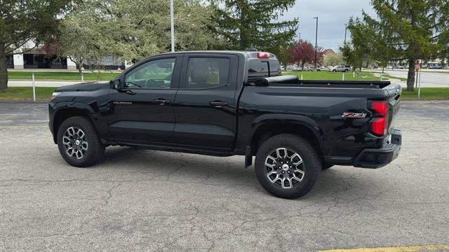 Used 2023 Chevrolet Colorado Z71 w/ Z71 Convenience Package 2 AWD/4WD image 6