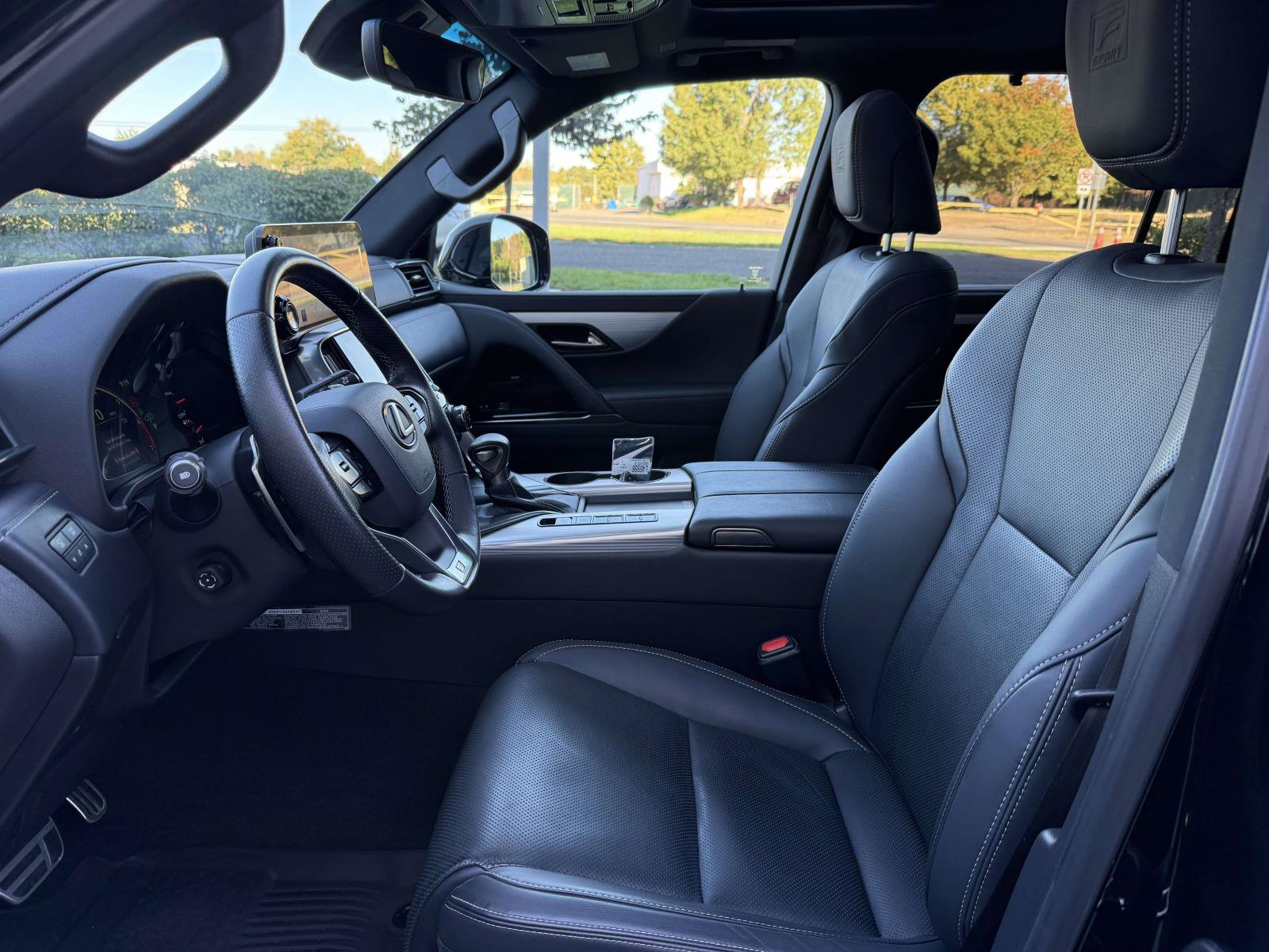 Used 2024 Lexus LX 600 F Sport AWD/4WD image 13