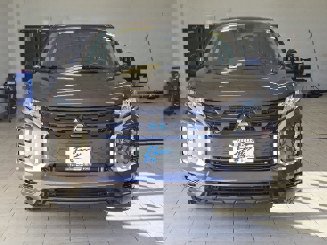 Used 2023 Mitsubishi Outlander Sport LE image 2