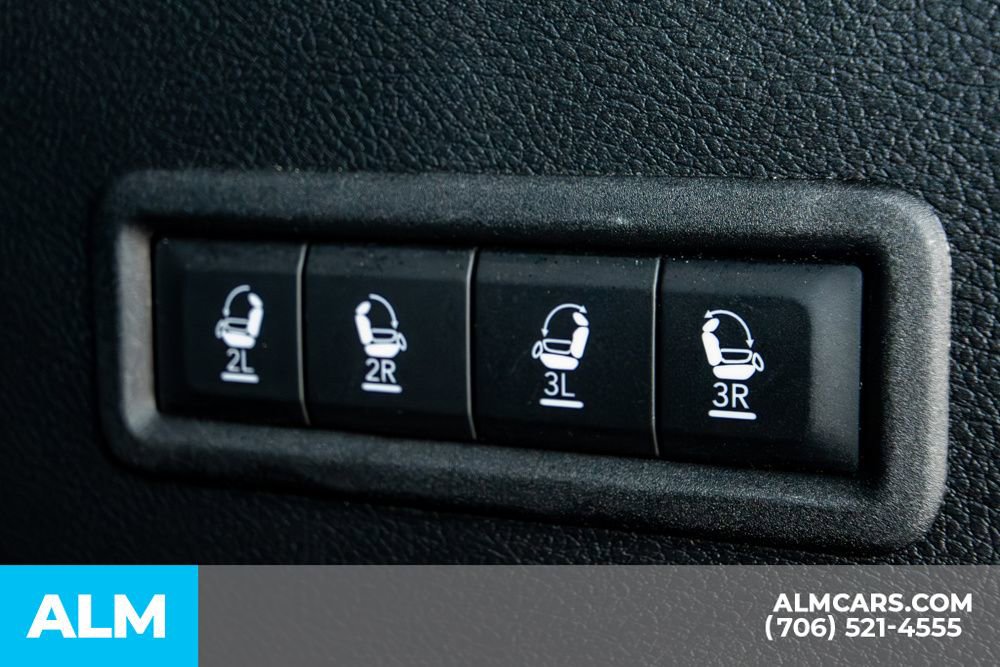 Used 2022 Jeep Wagoneer Series III w/ Premium Group I image 19