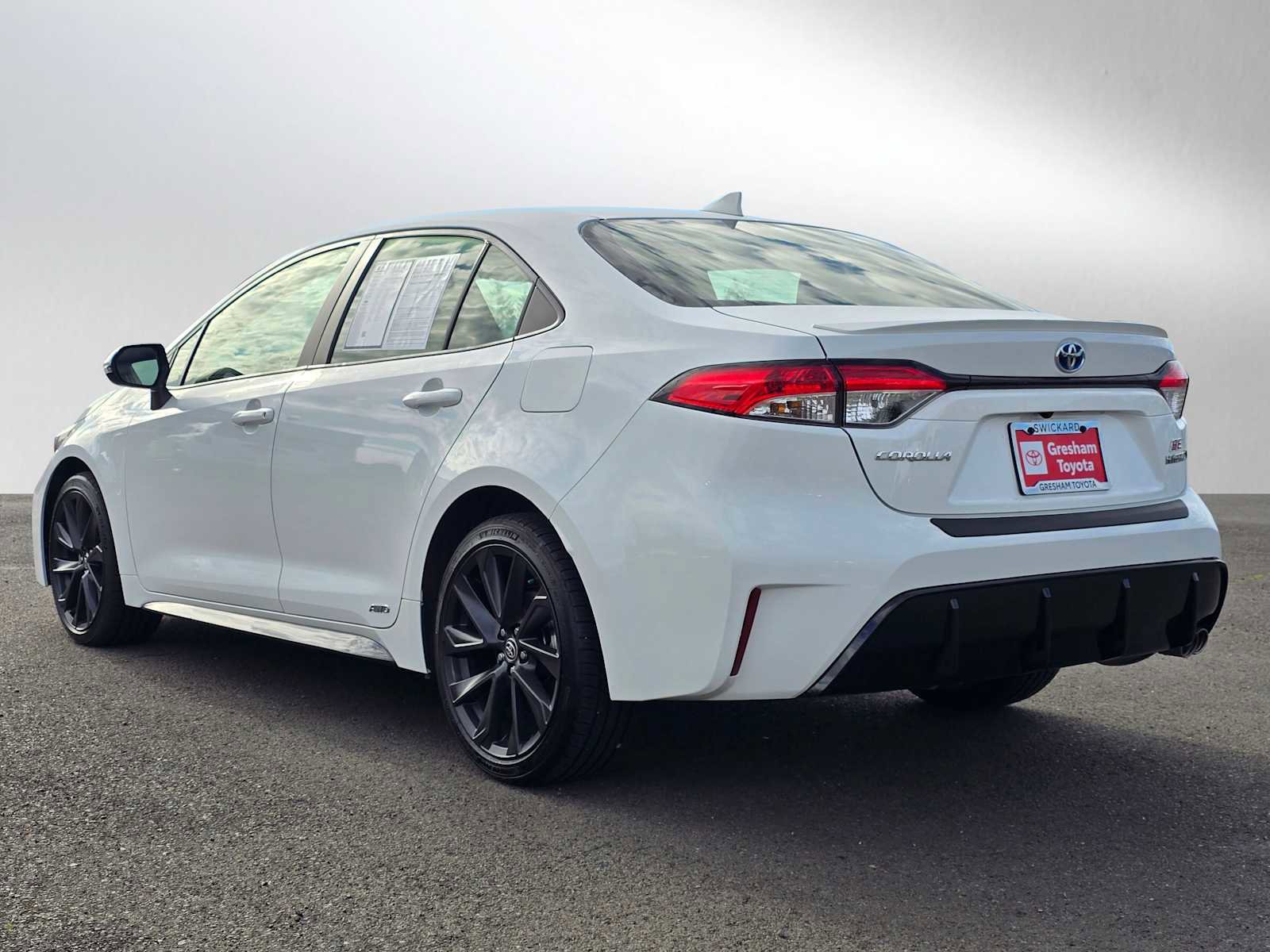 Certified 2024 Toyota Corolla SE image 6