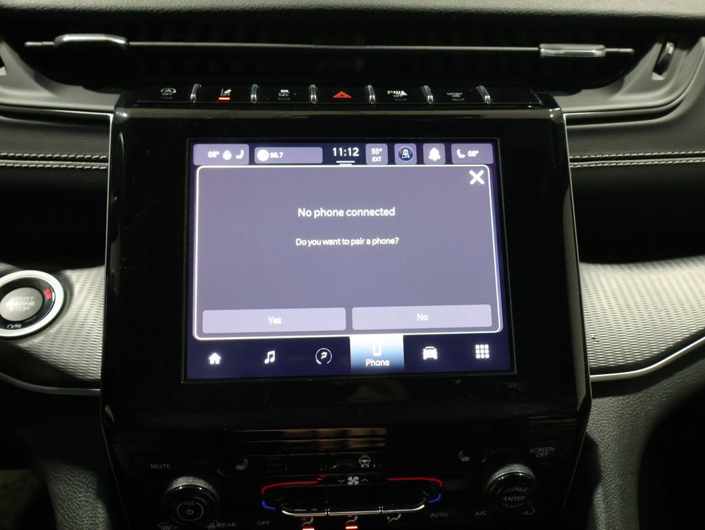 Used 2023 Jeep Grand Cherokee L Laredo image 26