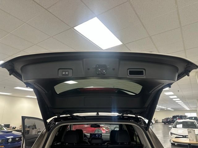 Used 2025 Nissan Rogue Platinum AWD/4WD image 20