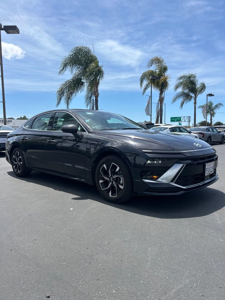 Used 2025 Hyundai Sonata SEL FWD image 5