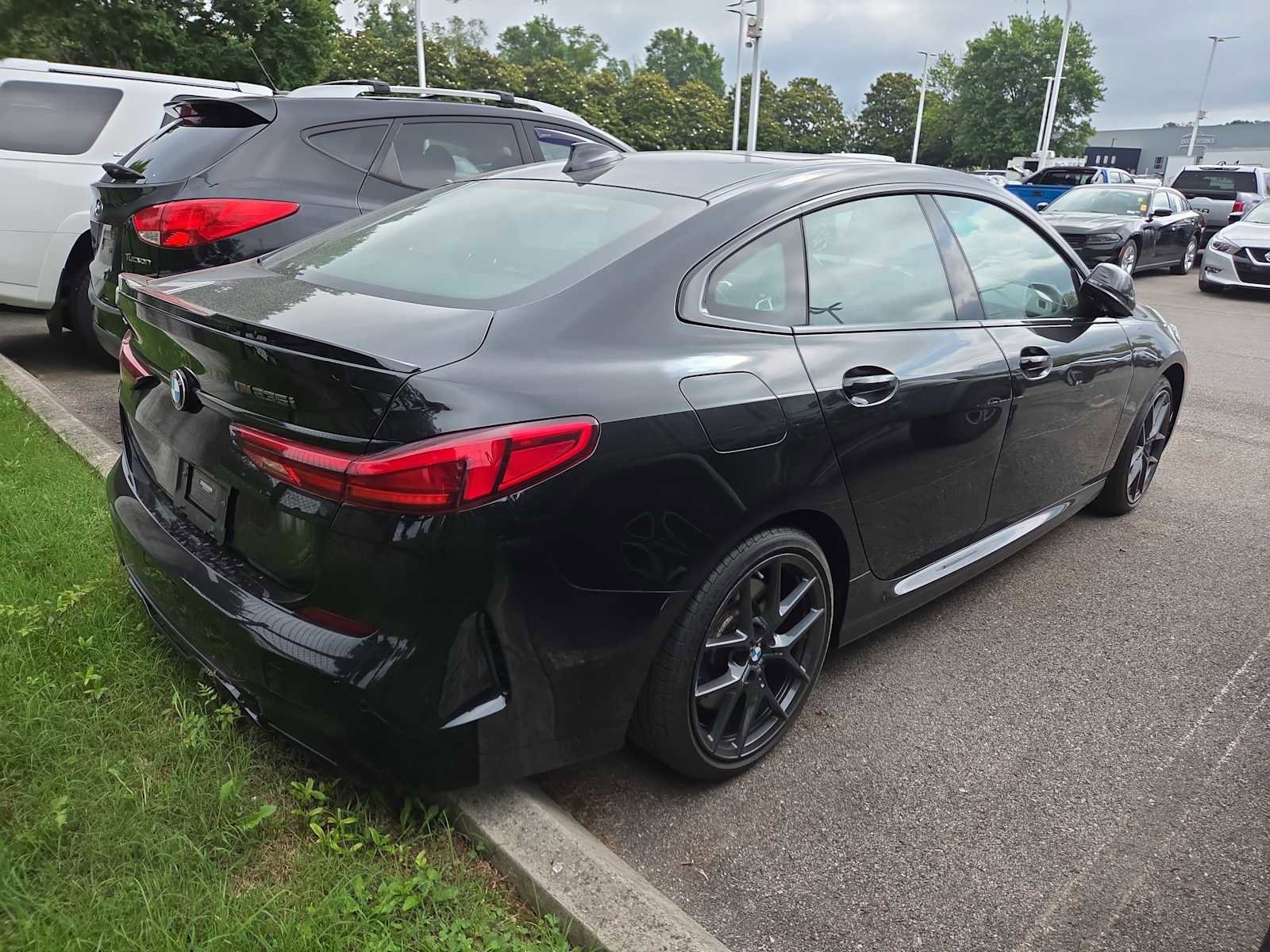 Used 2022 BMW M235i xDrive Gran Coupe w/ Premium Package AWD/4WD image 4