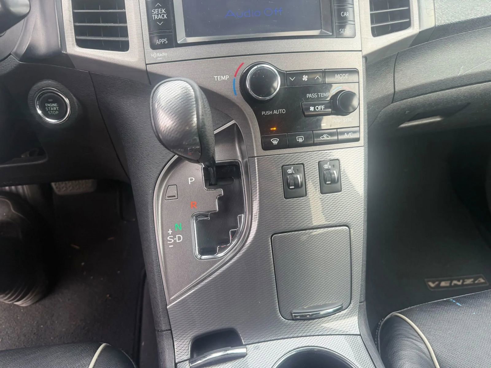 Used 2013 Toyota Venza XLE AWD/4WD image 19