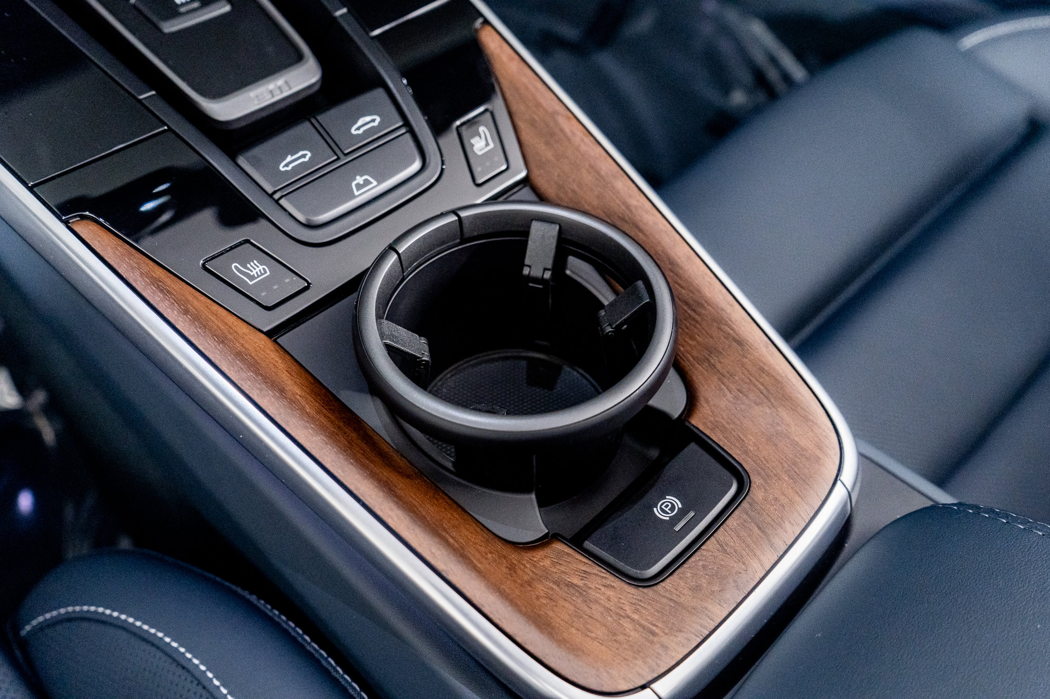 Used 2025 Porsche 911 Turbo S image 50