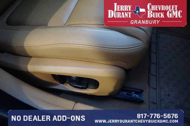 Used 2023 Jaguar XF SE RWD image 26