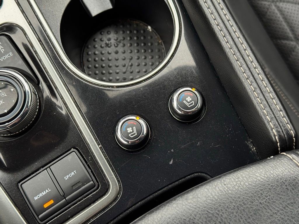 Used 2018 Nissan Maxima Platinum image 40