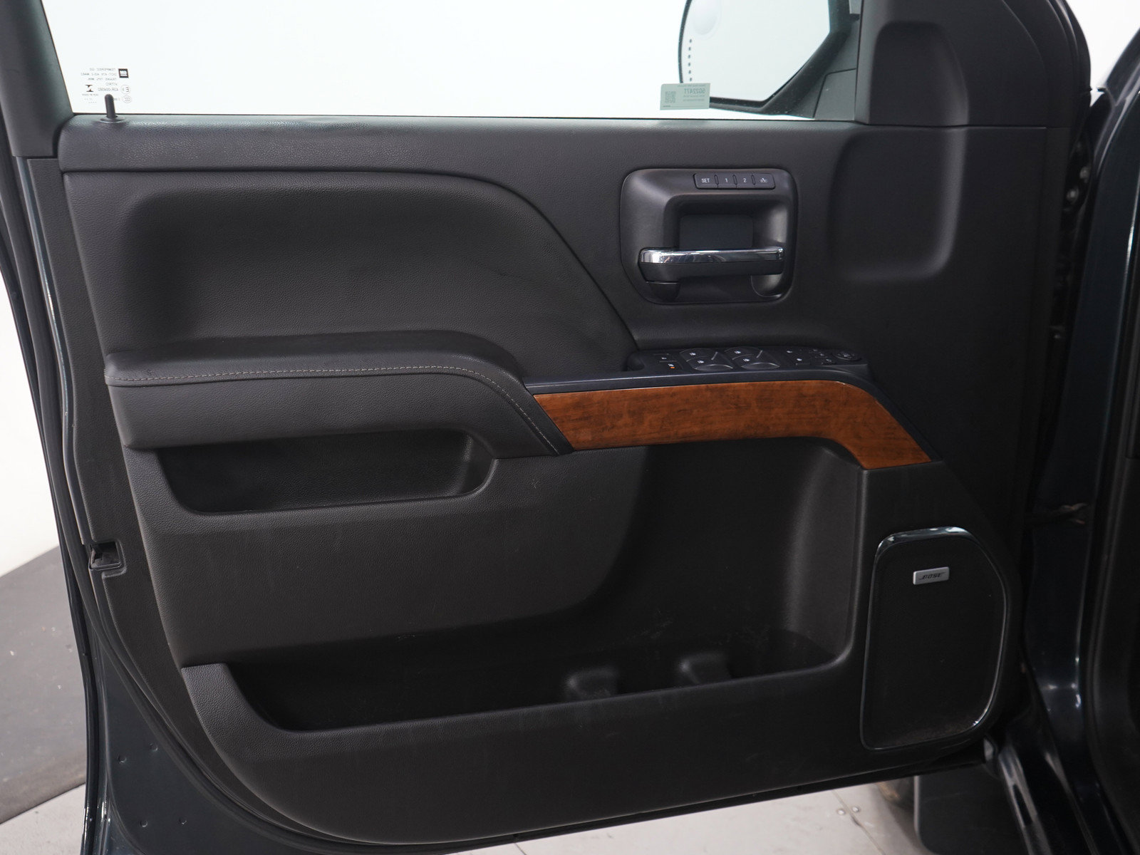 Used 2018 Chevrolet Silverado 1500 High Country AWD/4WD image 20