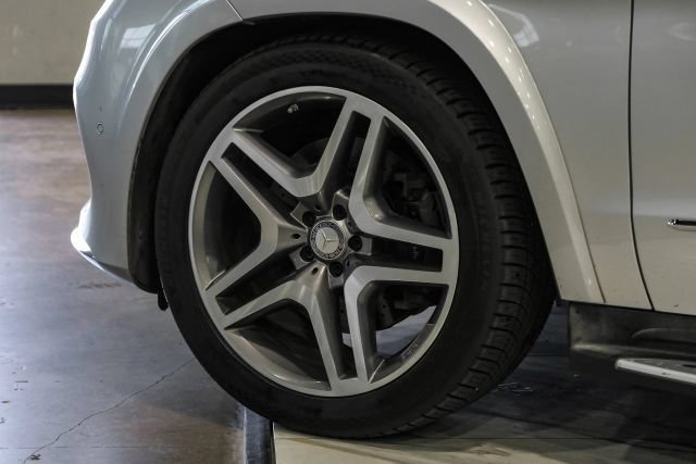 Used 2017 Mercedes-Benz GLS 550 4MATIC image 58