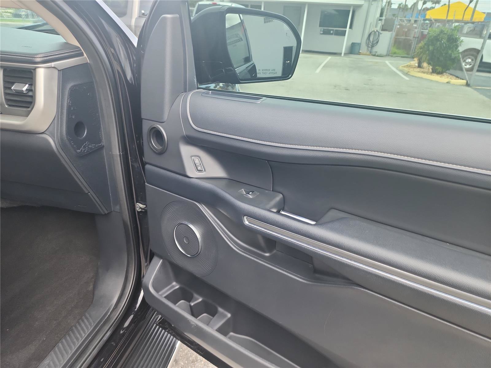 Used 2023 Ford Expedition Max XLT RWD image 26