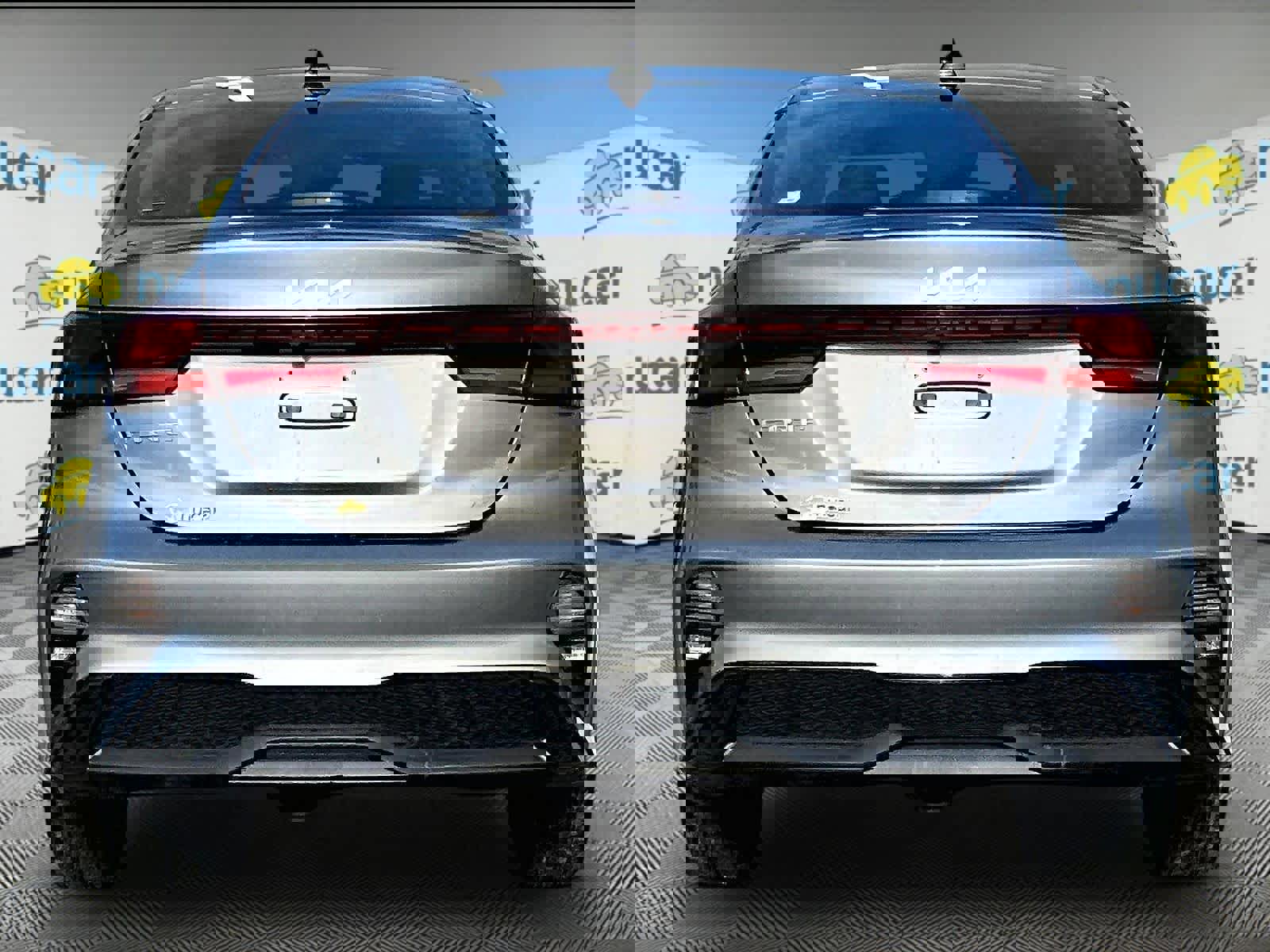 Used 2023 Kia Forte LXS w/ LXS Technology Package image 5