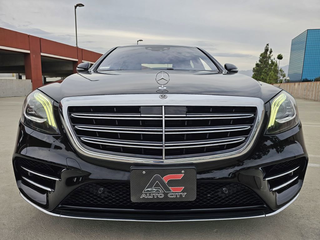 Used 2018 Mercedes-Benz S 560 Sedan image 4