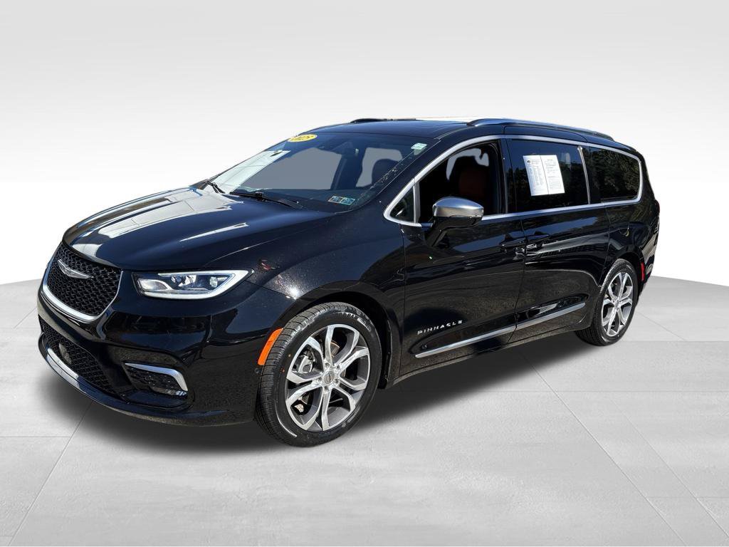 Used 2025 Chrysler Pacifica Pinnacle FWD 360° Tour