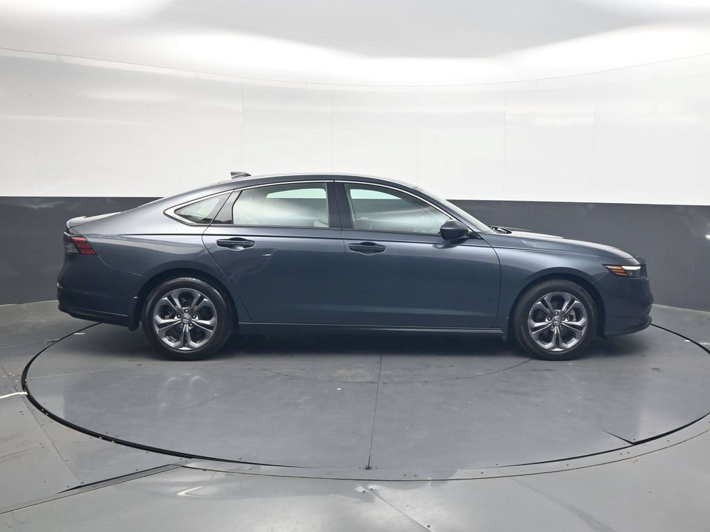 Used 2023 Honda Accord EX image 3