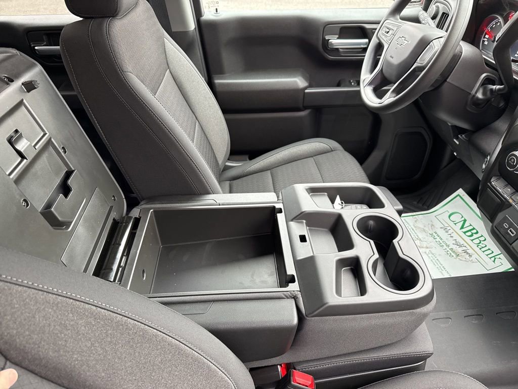 New 2026 Chevrolet Silverado 1500 Custom Trail Boss w/ LPO, Dark Essentials Package AWD/4WD image 18