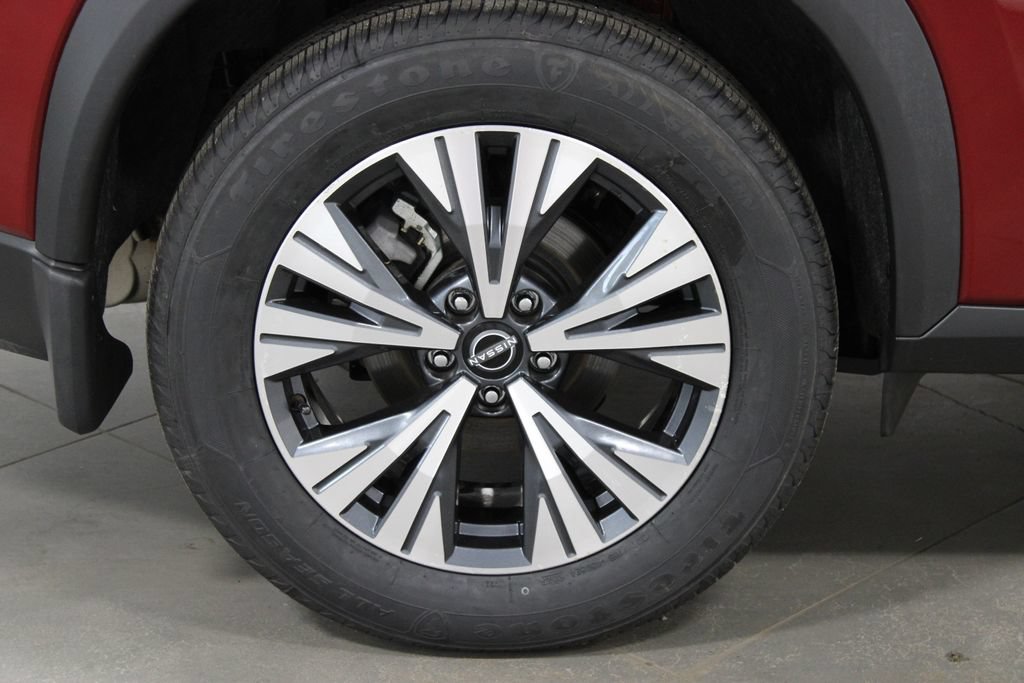 Used 2023 Nissan Rogue SV AWD/4WD image 14
