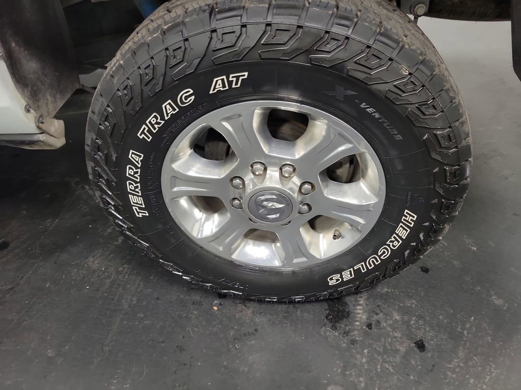 Used 2024 RAM 2500 Big Horn w/ Off Road Package image 11