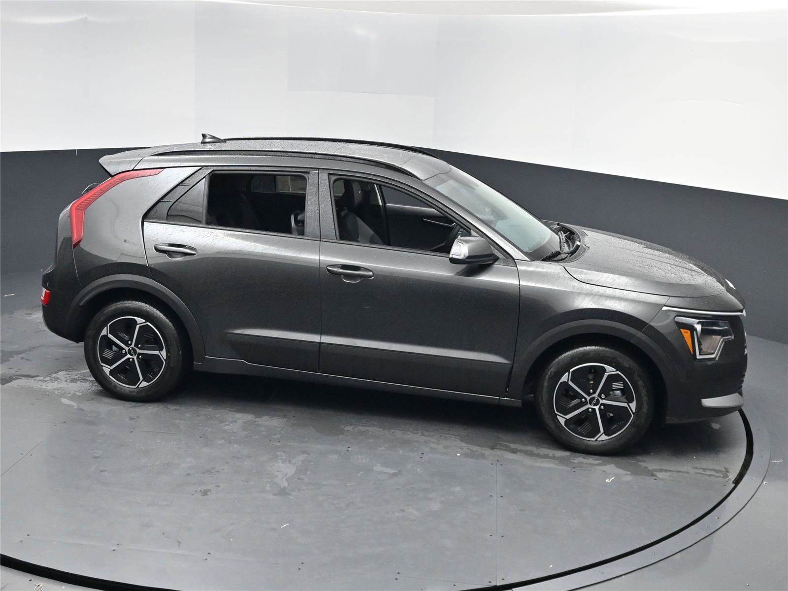 New 2026 Kia Niro EX image 7