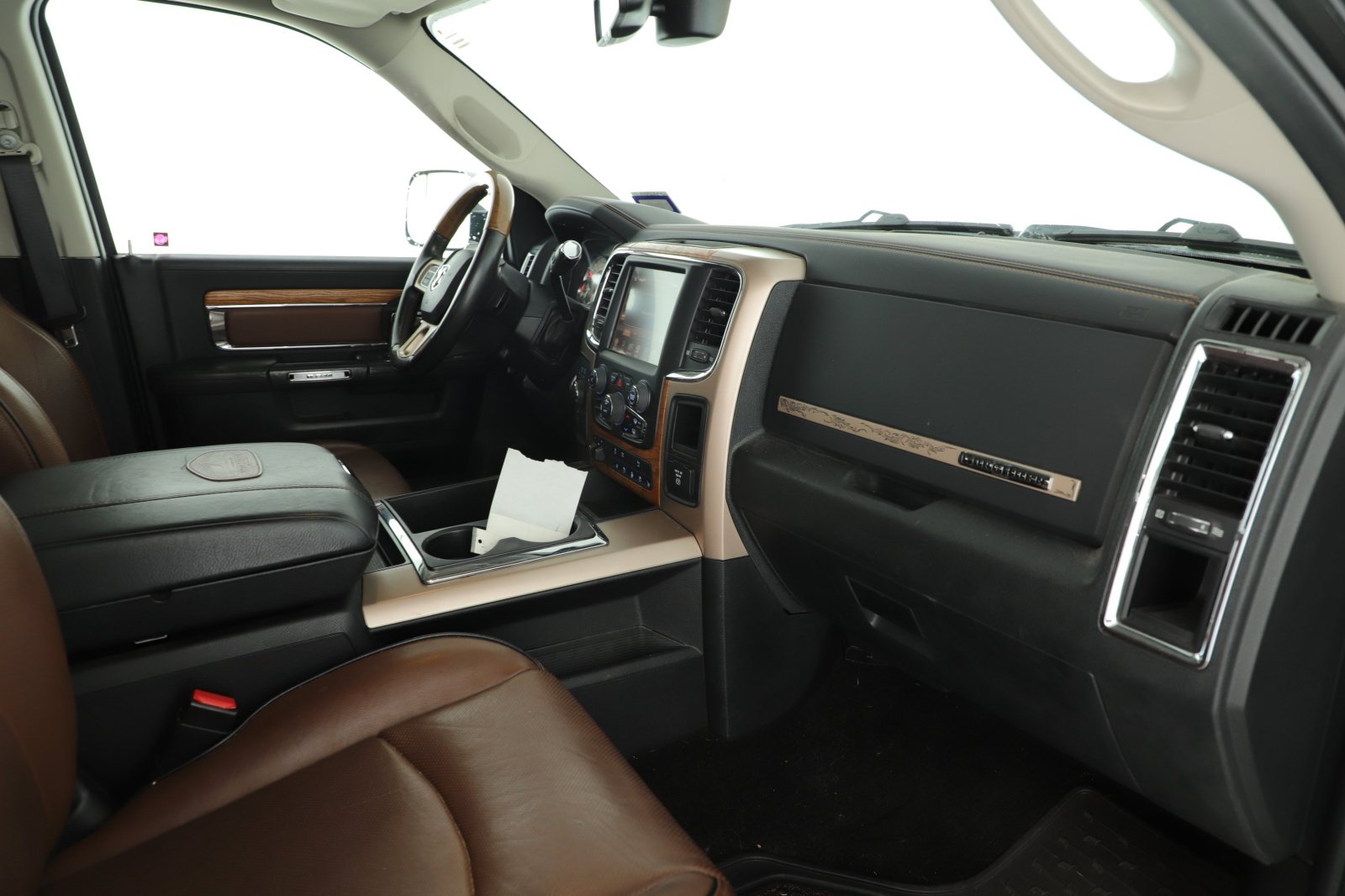 Used 2015 RAM 3500 Laramie Longhorn AWD/4WD image 15