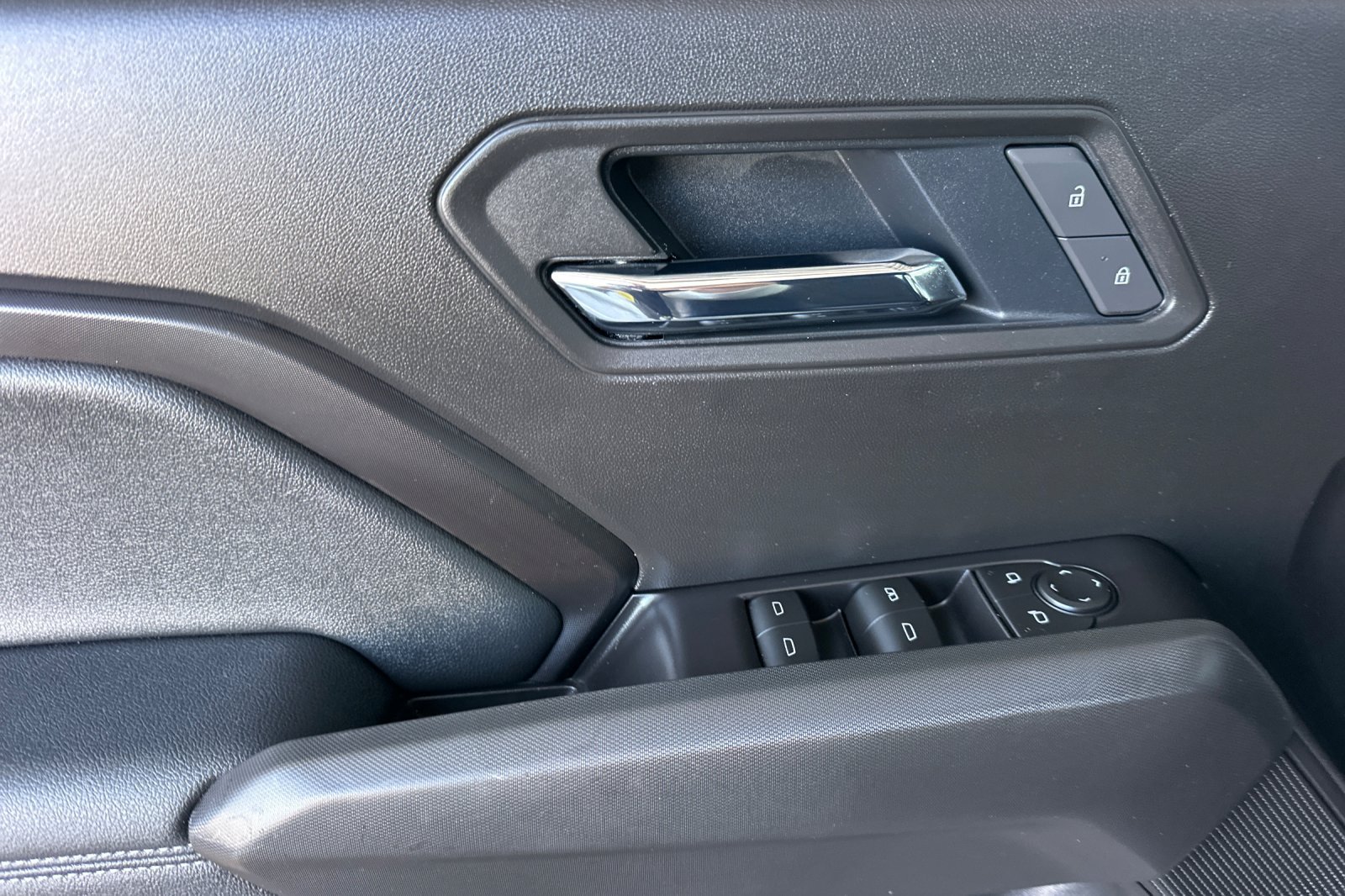 Used 2026 GMC Canyon Elevation w/ Convenience Package RWD image 11