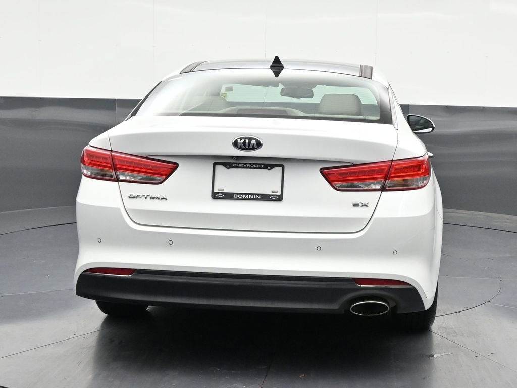 Used 2016 Kia Optima EX w/ Premium Package FWD image 4