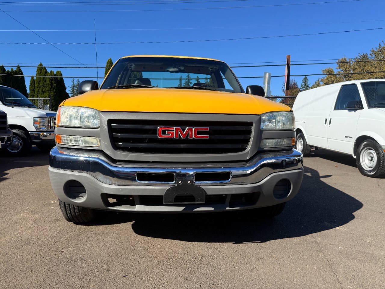 Used 2003 GMC Sierra 2500 W/T RWD image 9