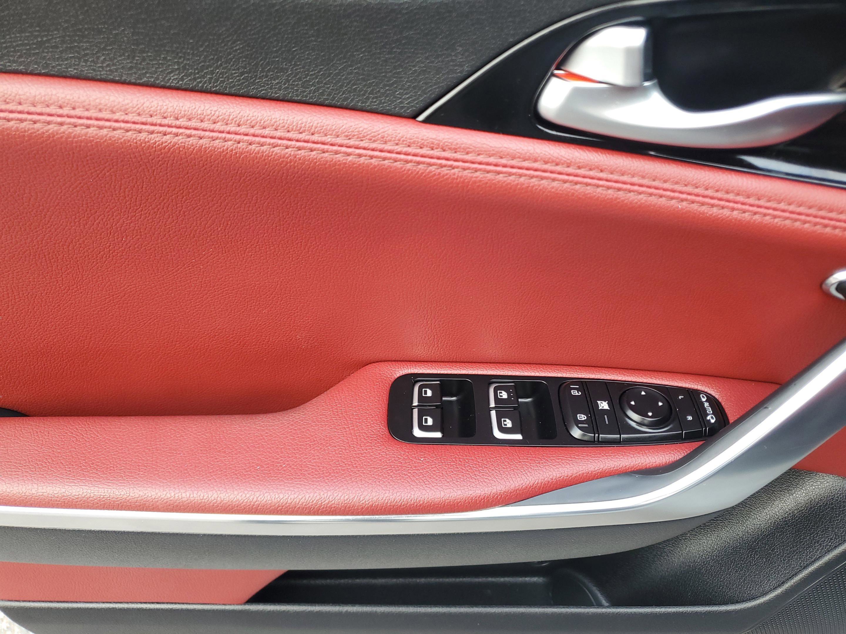 Certified 2023 Kia Stinger GT-Line w/ Sun & Sound Package image 17