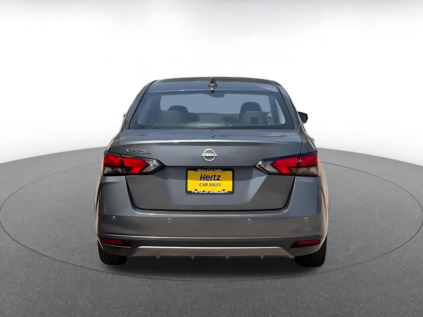 Used 2025 Nissan Versa SV FWD image 10