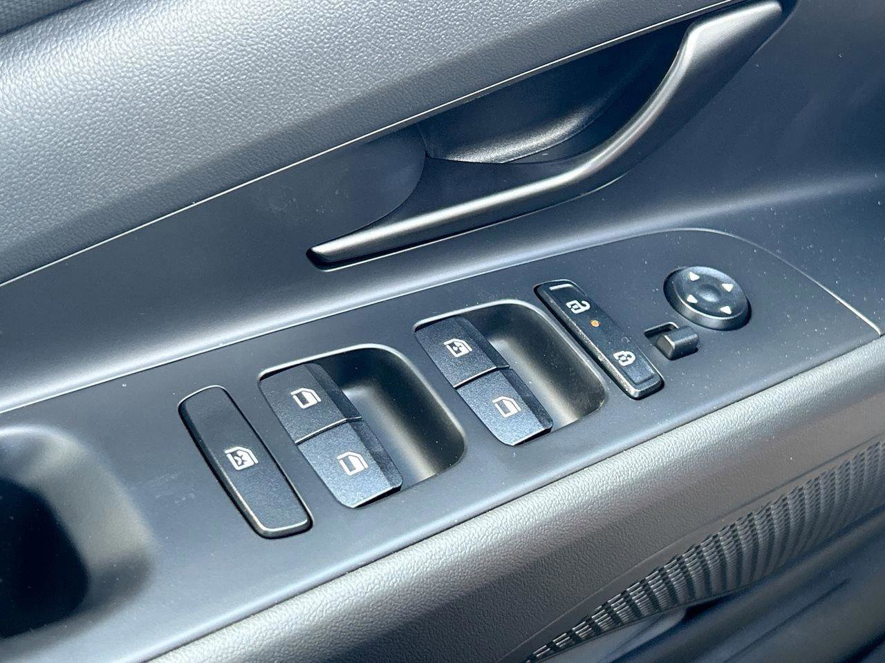New 2026 Hyundai Elantra Sport FWD image 26